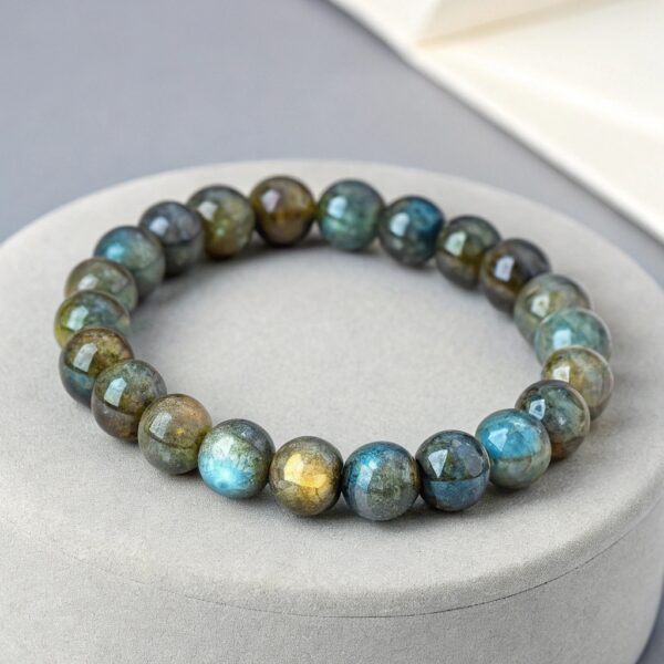 Labradorite - Image 2